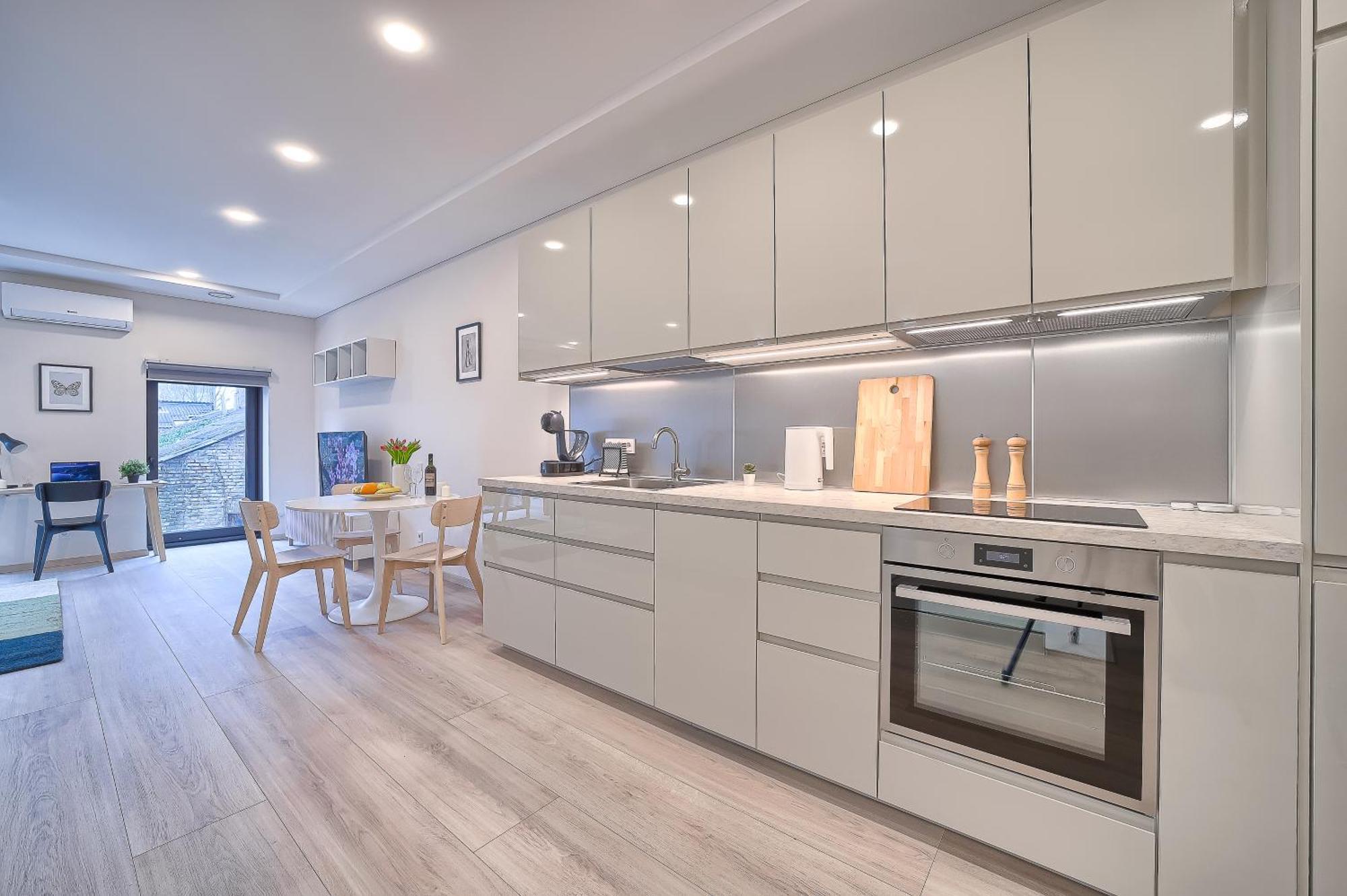 Business-Class Apartments 2 X Free Parking X Self Check In 24X7 VNO Exteriér fotografie