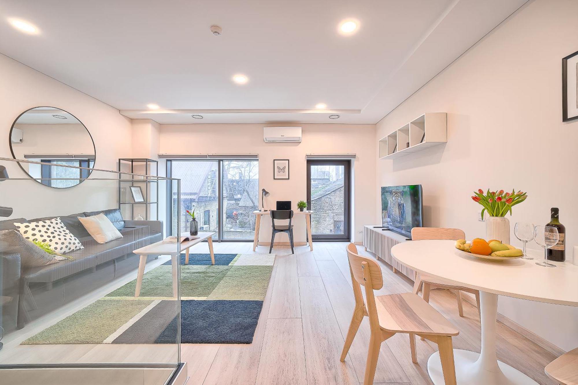 Business-Class Apartments 2 X Free Parking X Self Check In 24X7 VNO Exteriér fotografie