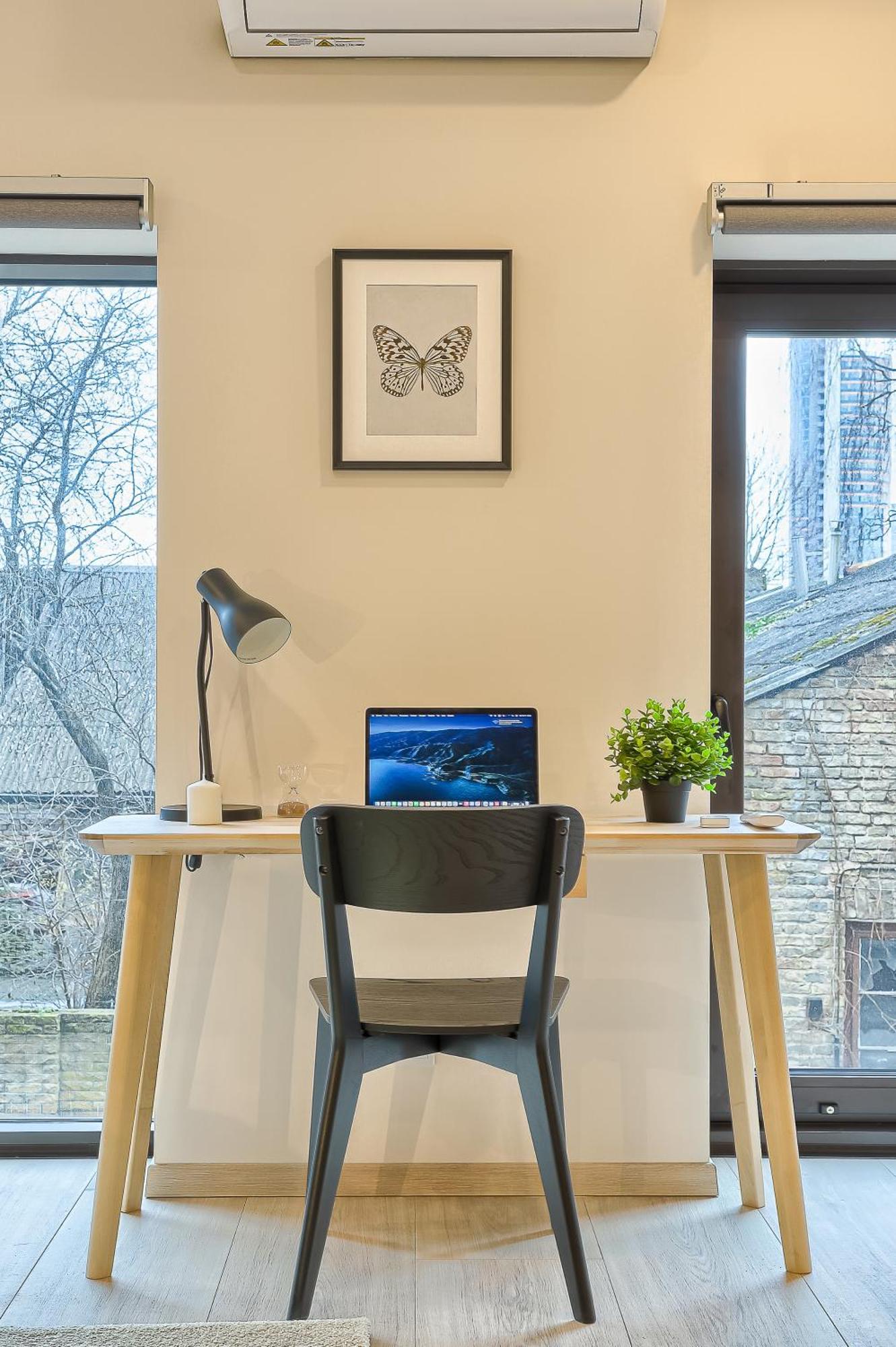 Business-Class Apartments 2 X Free Parking X Self Check In 24X7 VNO Exteriér fotografie