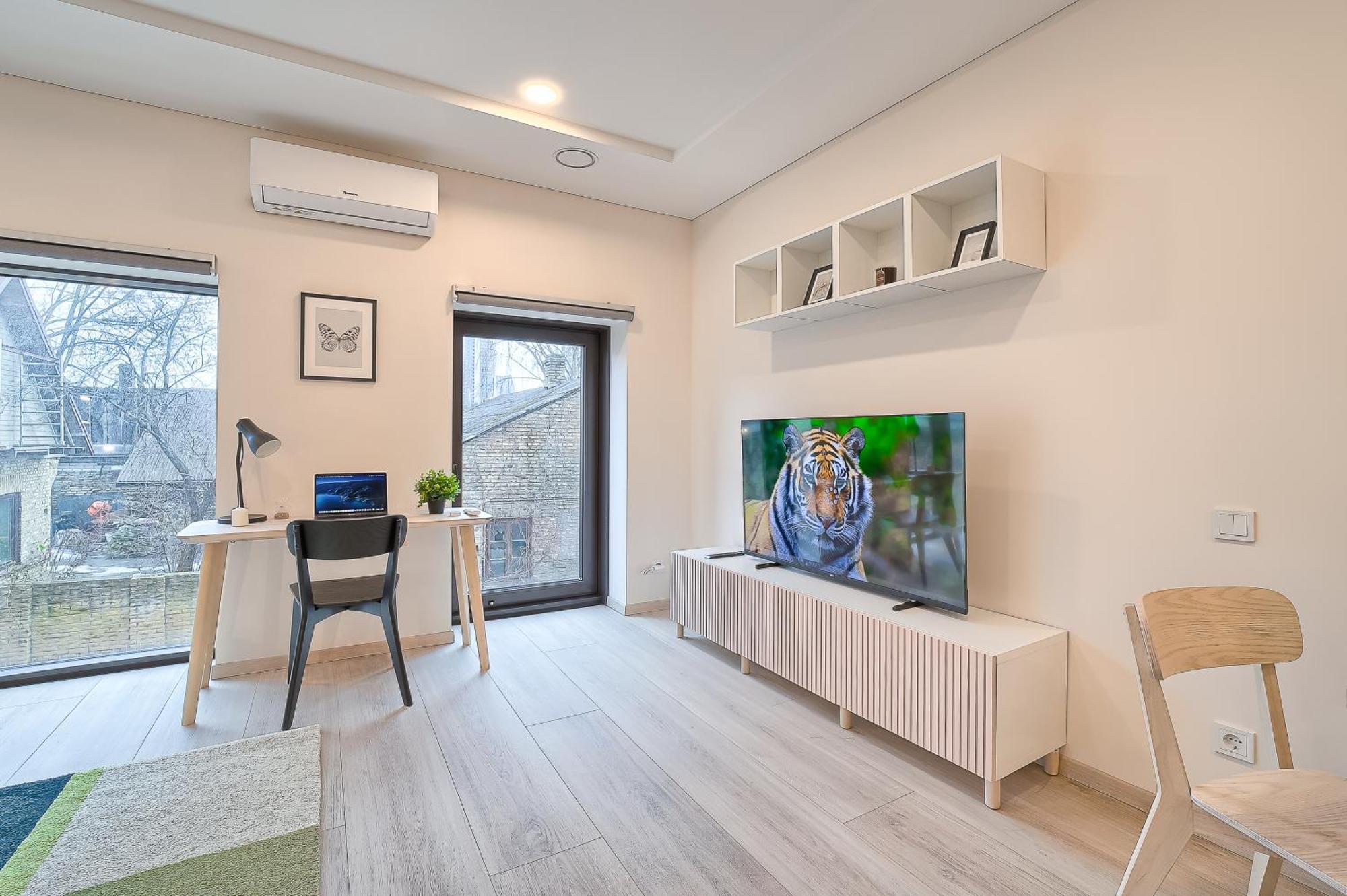 Business-Class Apartments 2 X Free Parking X Self Check In 24X7 VNO Exteriér fotografie